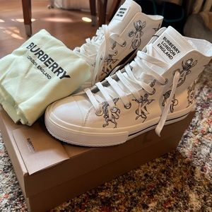 Burberry sneakers